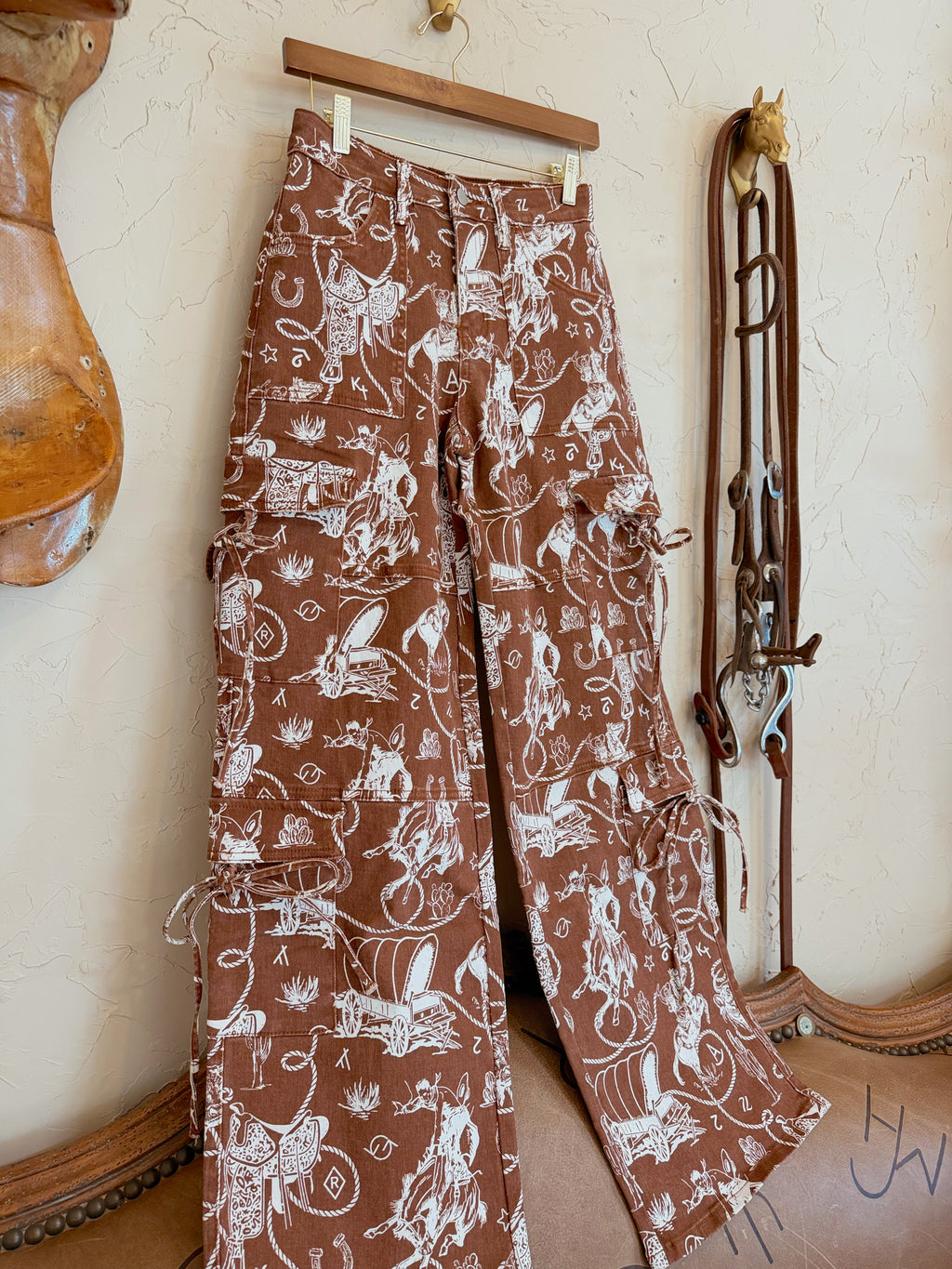 The Ranch Roundup Western Print Cargo Jeans- Size 7